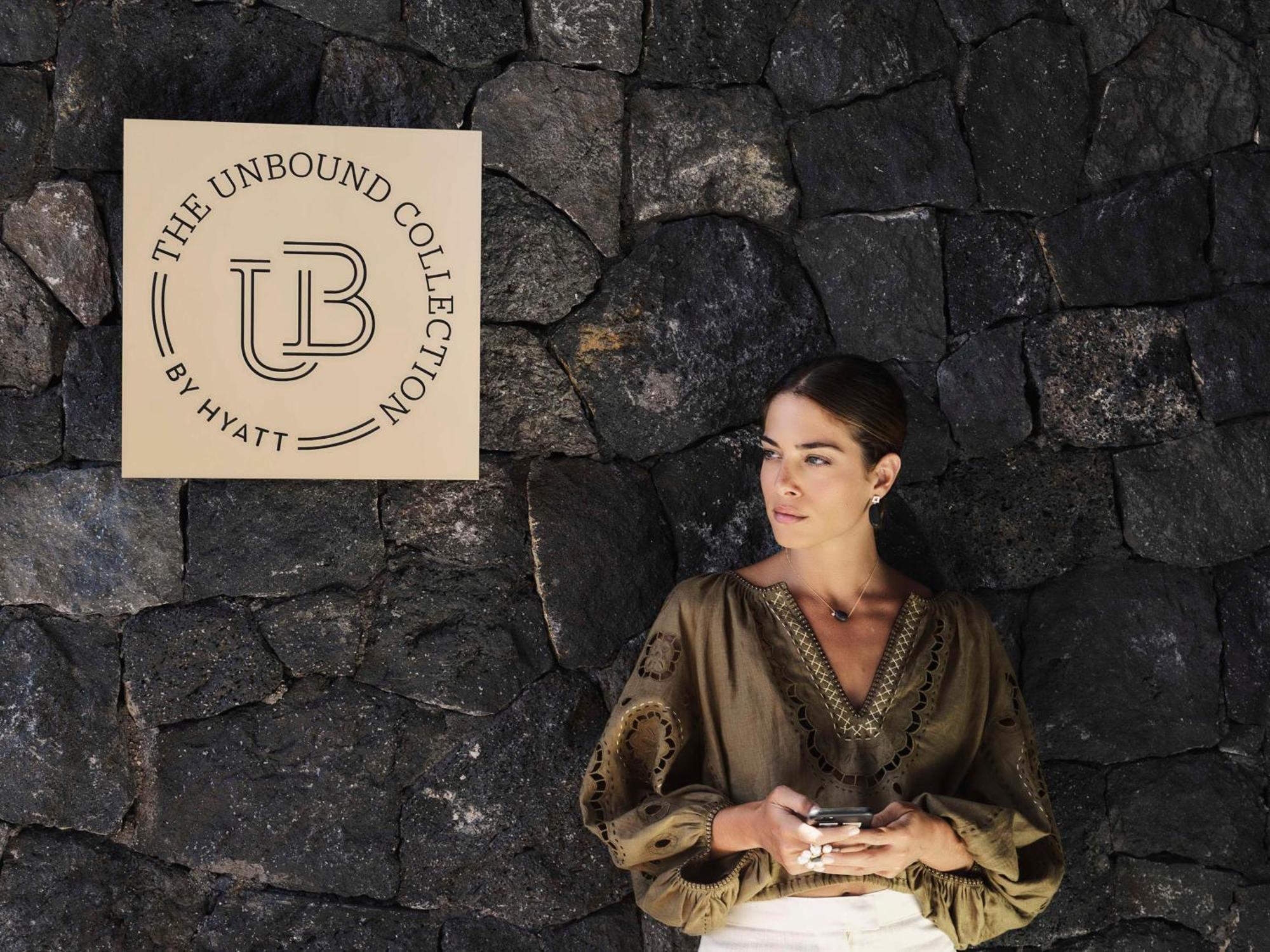 Magma Resort Santorini, In The Unbound Collection By Hyatt Vourvoulos Exterior photo